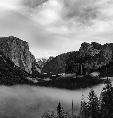 Tunnel View Fog bw